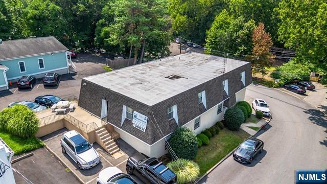 1 Cardinal Drive