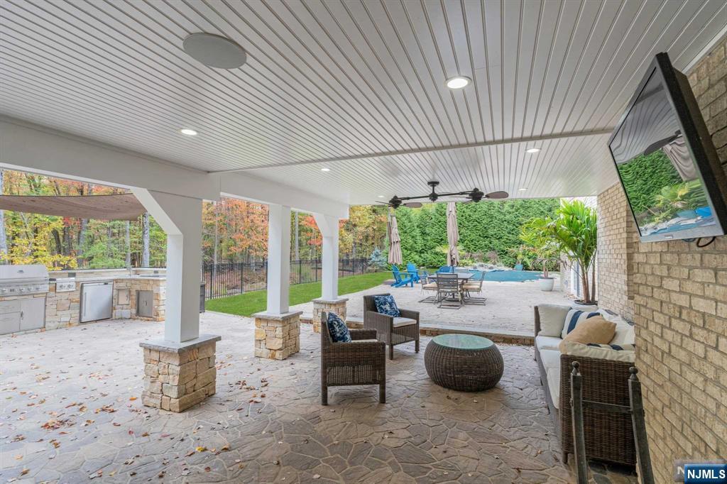40 Hutton Drive