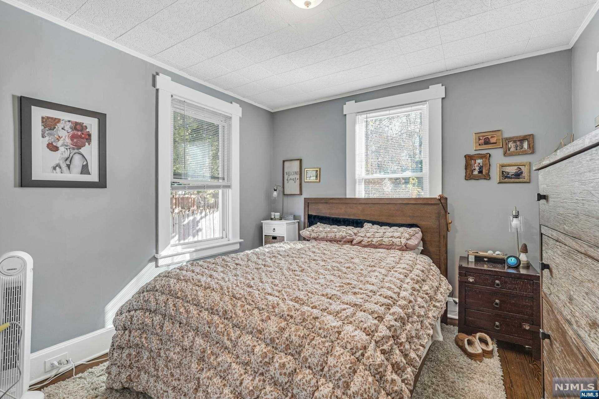 433 Valley Road