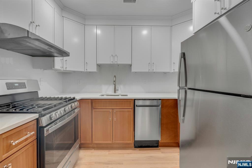 362 Franklin Street 1