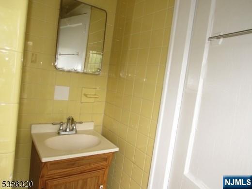 182 W Midland Avenue 2