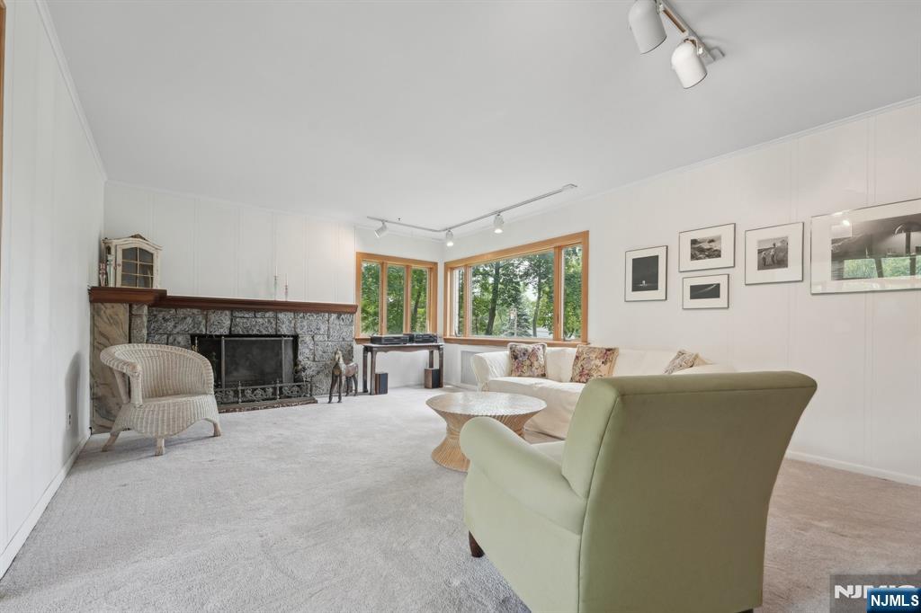 53 Sunset Terrace
