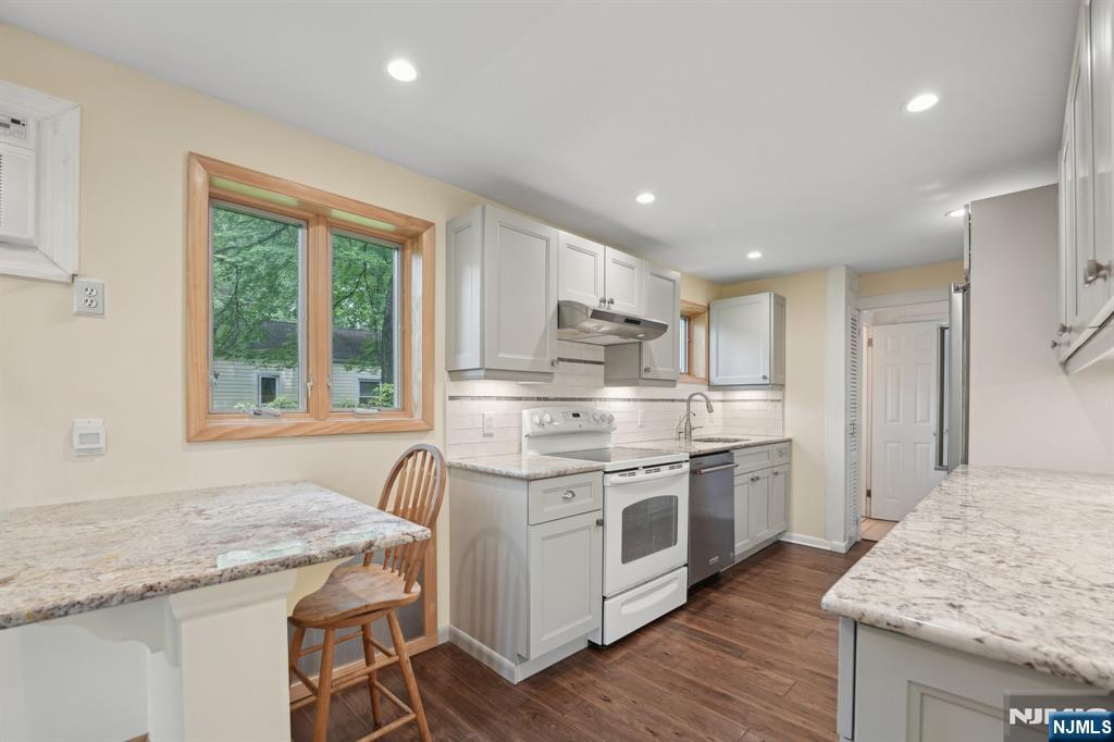 53 Sunset Terrace
