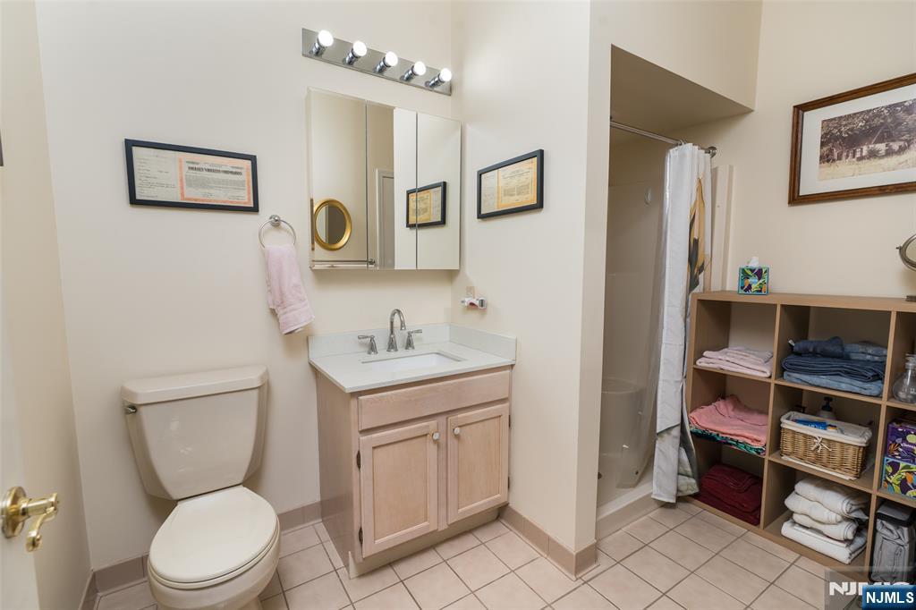 2214 Richmond 2214