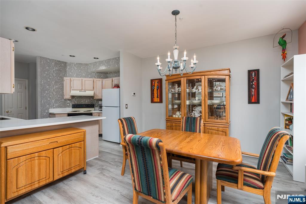 2214 Richmond 2214