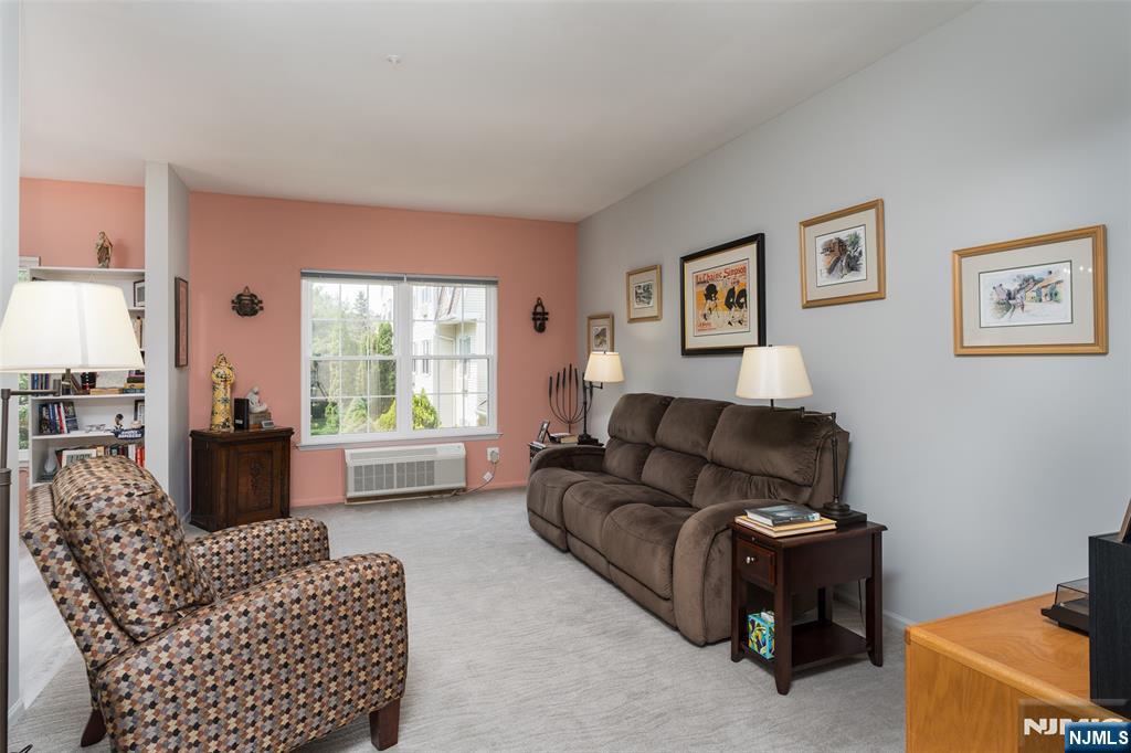 2214 Richmond 2214
