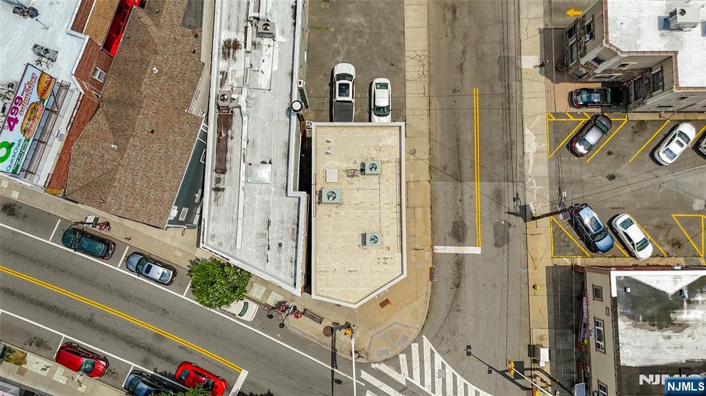 375 Broad Street