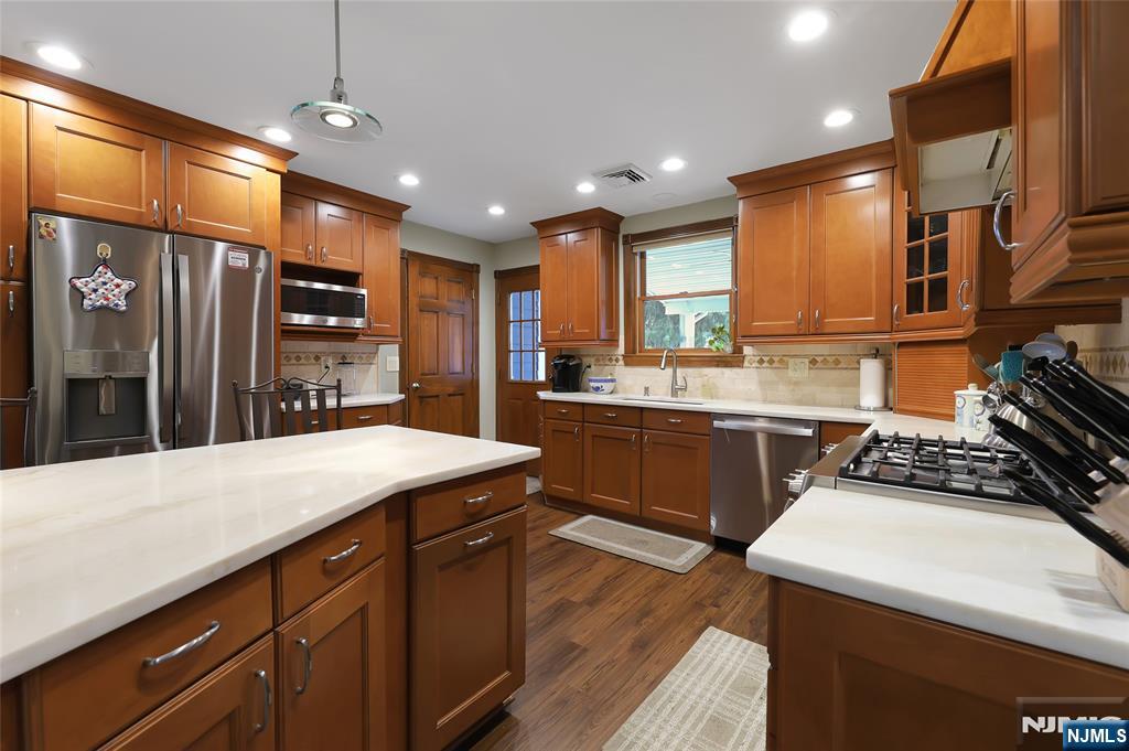 90 Weinmanns Boulevard