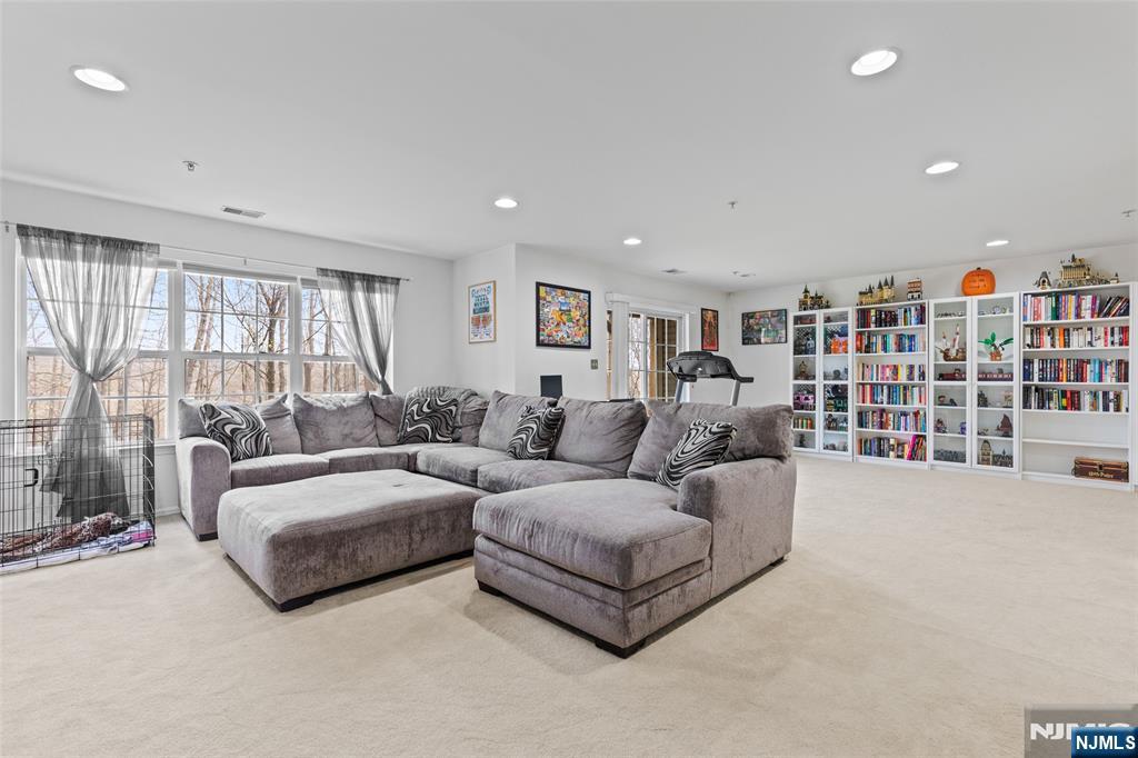 153 Vista Terrace