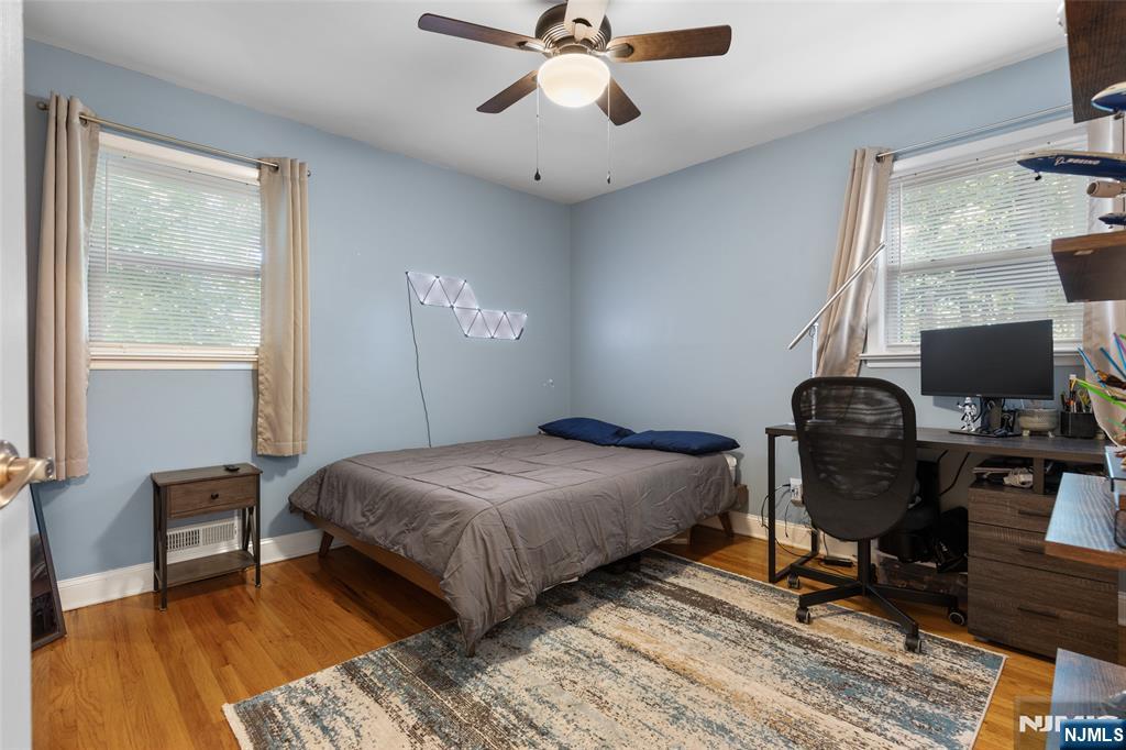 27 Minnehaha Boulevard
