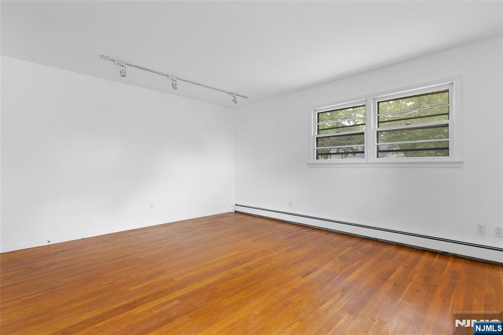 11 Loyola Place