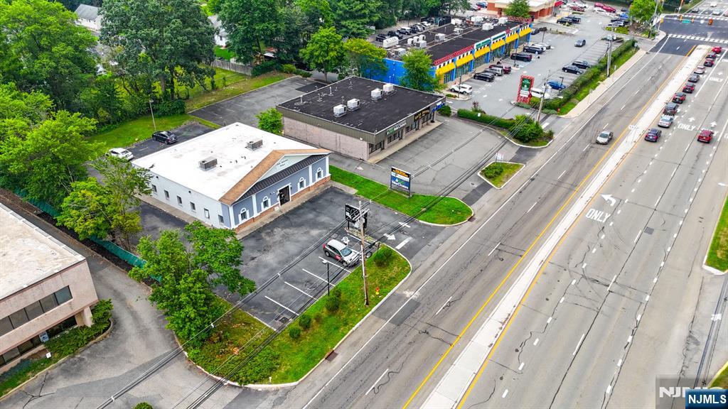 1116 Us Highway 46