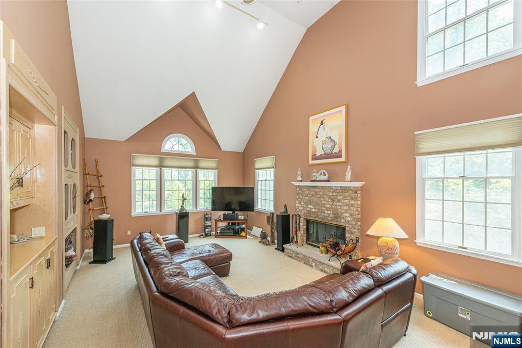 106 Pancake Hollow Drive