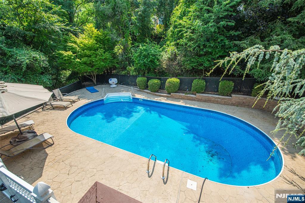 106 Pancake Hollow Drive