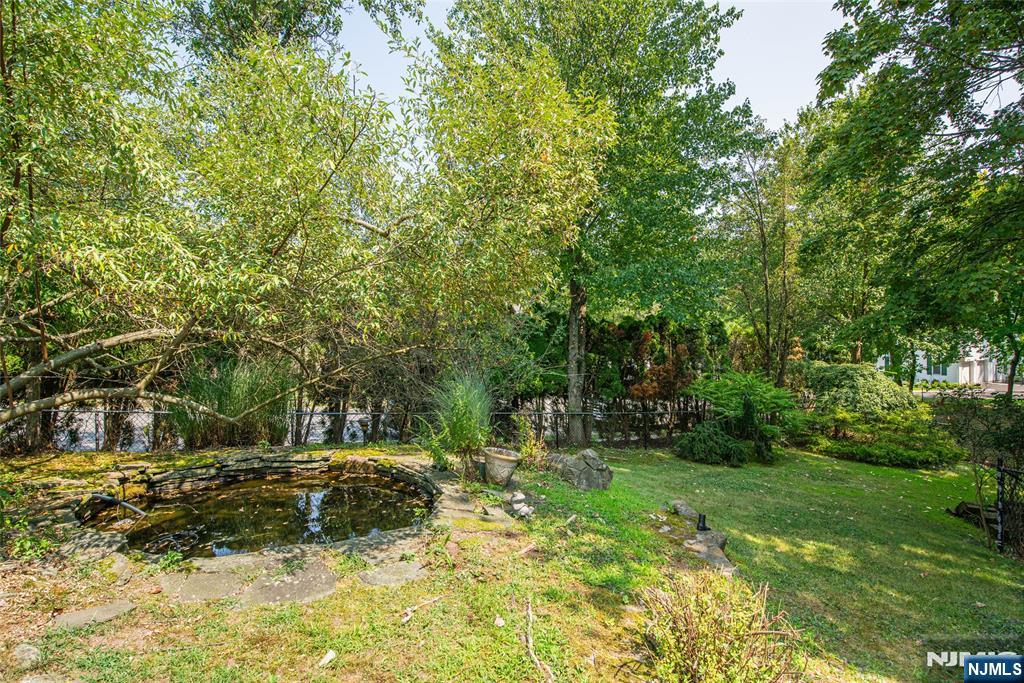 106 Pancake Hollow Drive