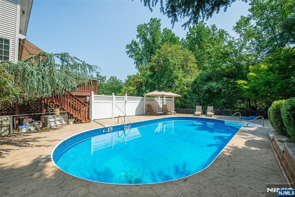 106 Pancake Hollow Drive