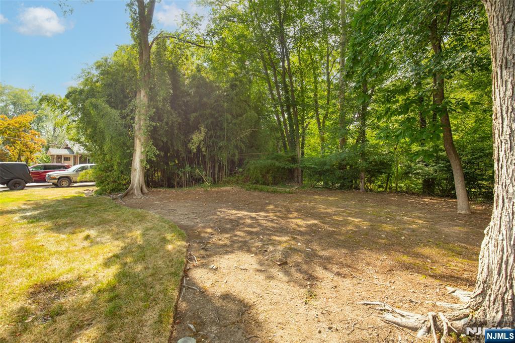 112 Lakeview Terrace