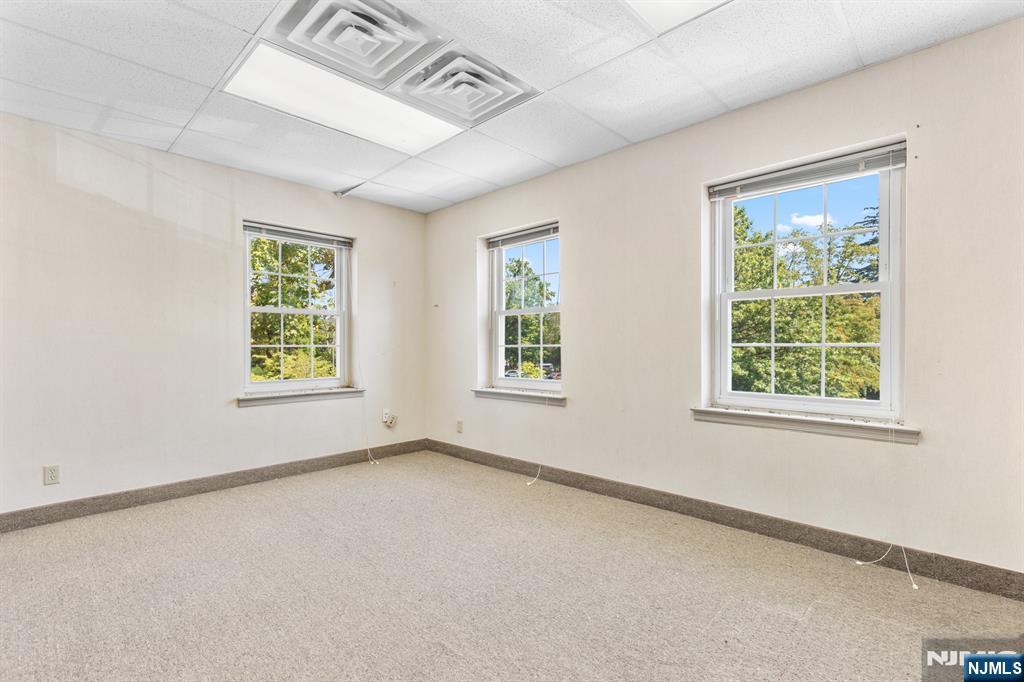 50 Franklin Turnpike