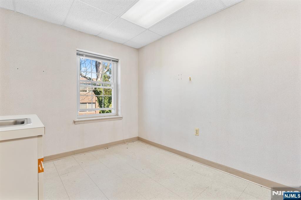 50 Franklin Turnpike