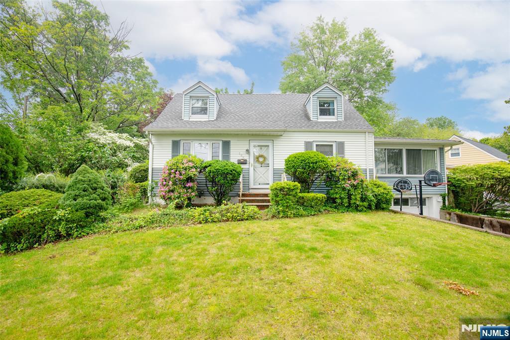 165 Hebberd Avenue