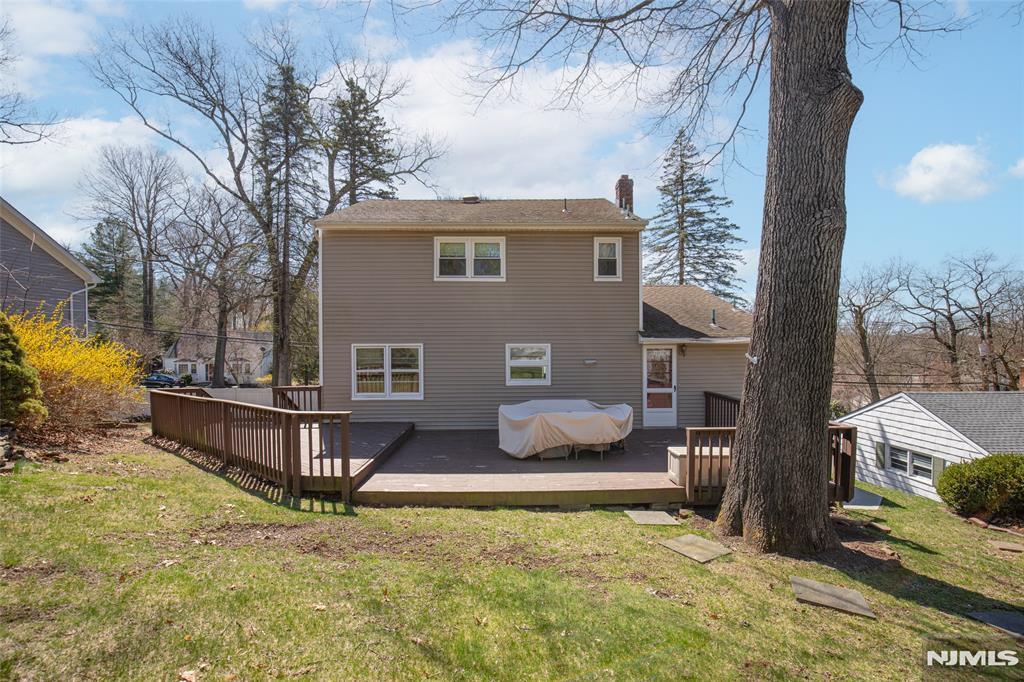163 Hiawatha Boulevard