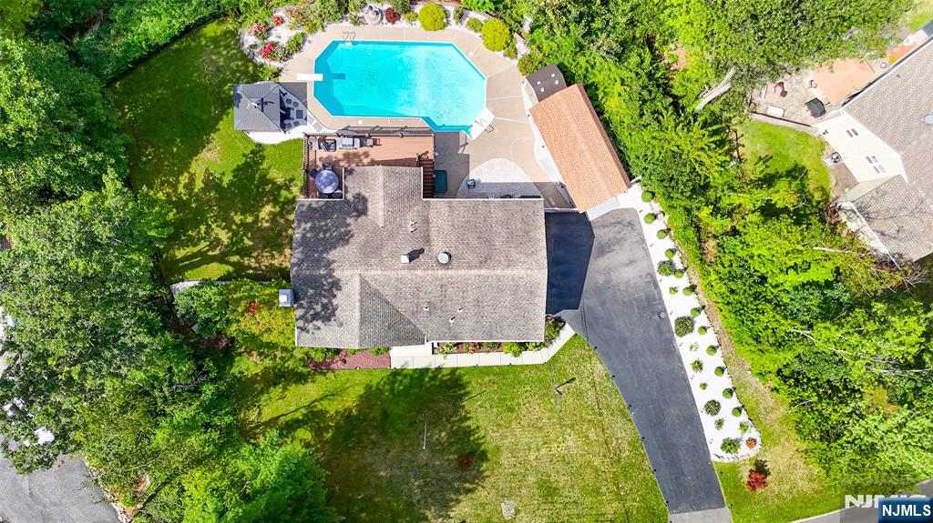 17 Camelot Drive