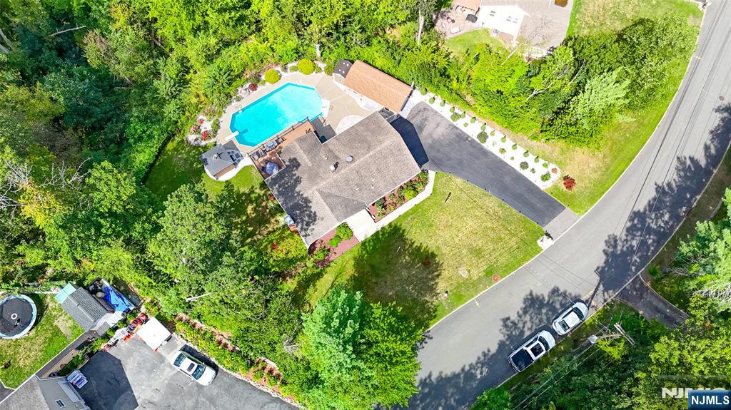 17 Camelot Drive