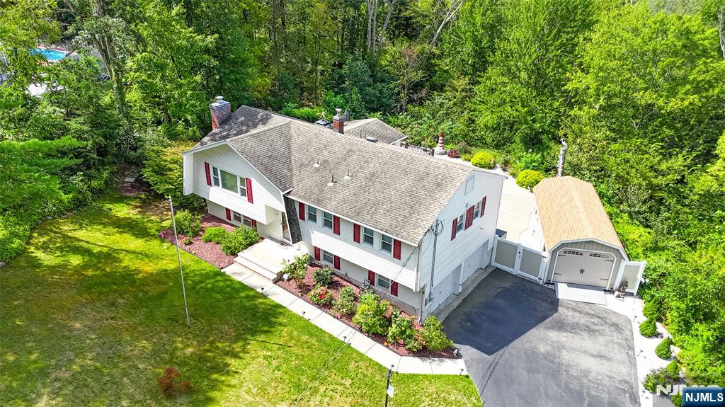 17 Camelot Drive