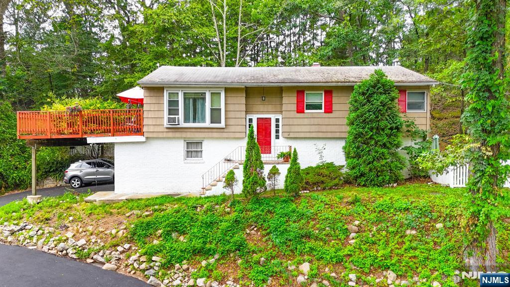 348 Conklintown Road