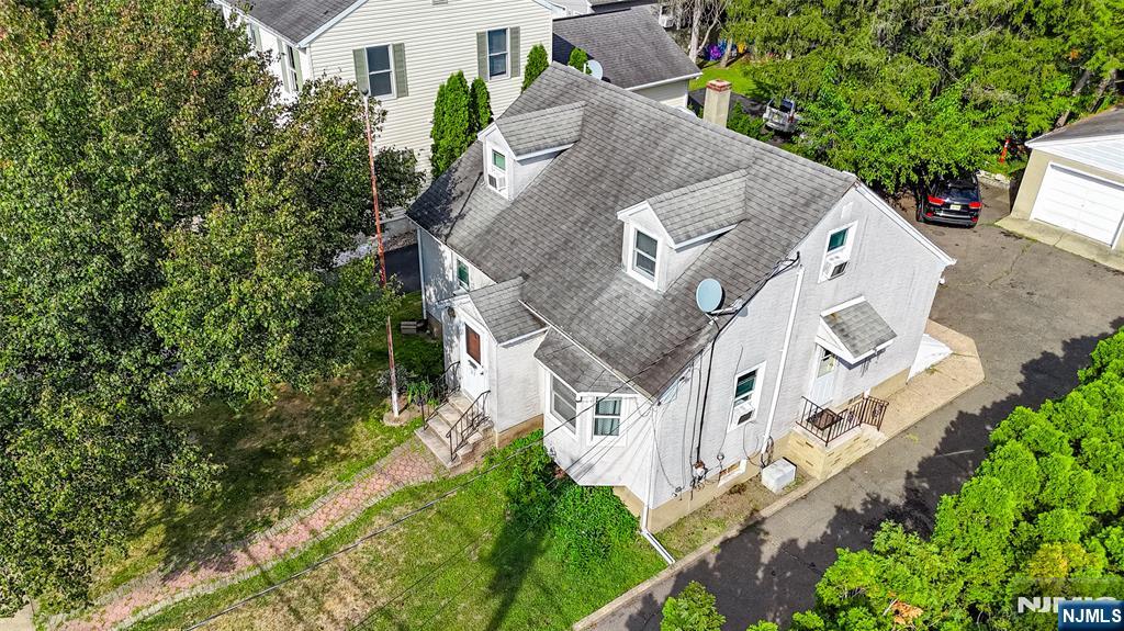 27 Harrison Avenue