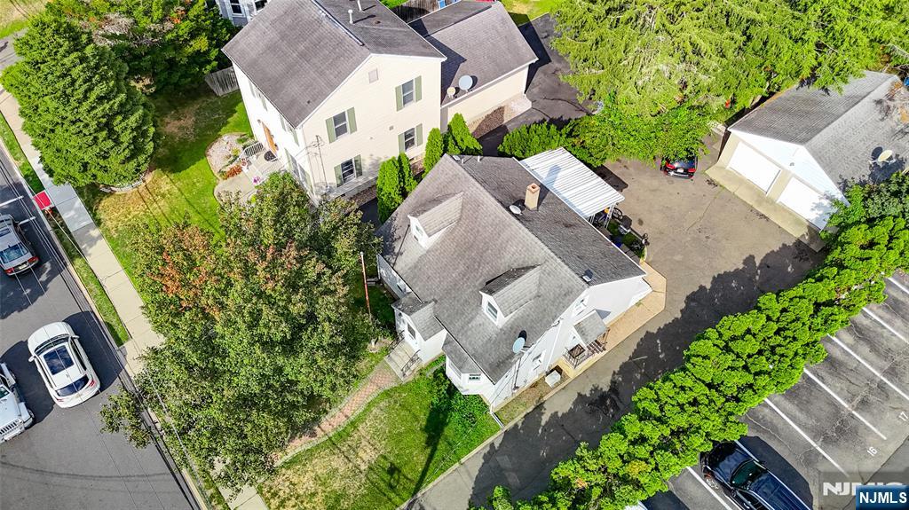 27 Harrison Avenue