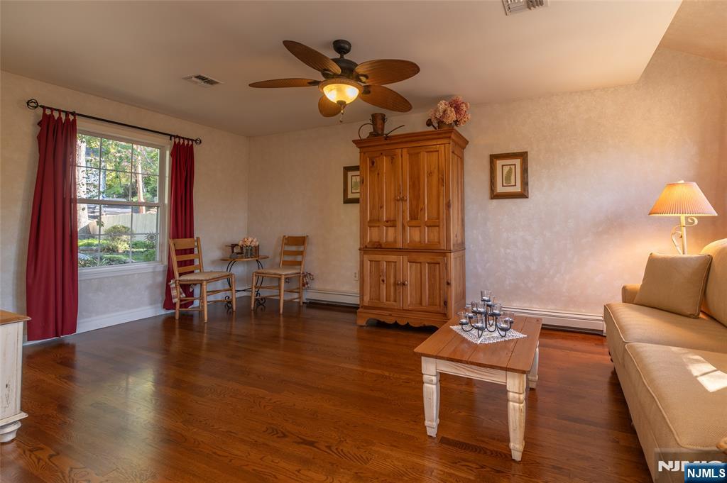 9 Maple Road