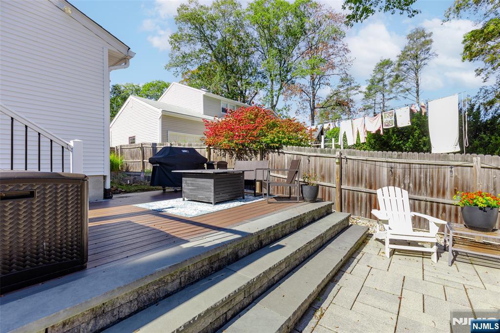 28 Minnehaha Boulevard