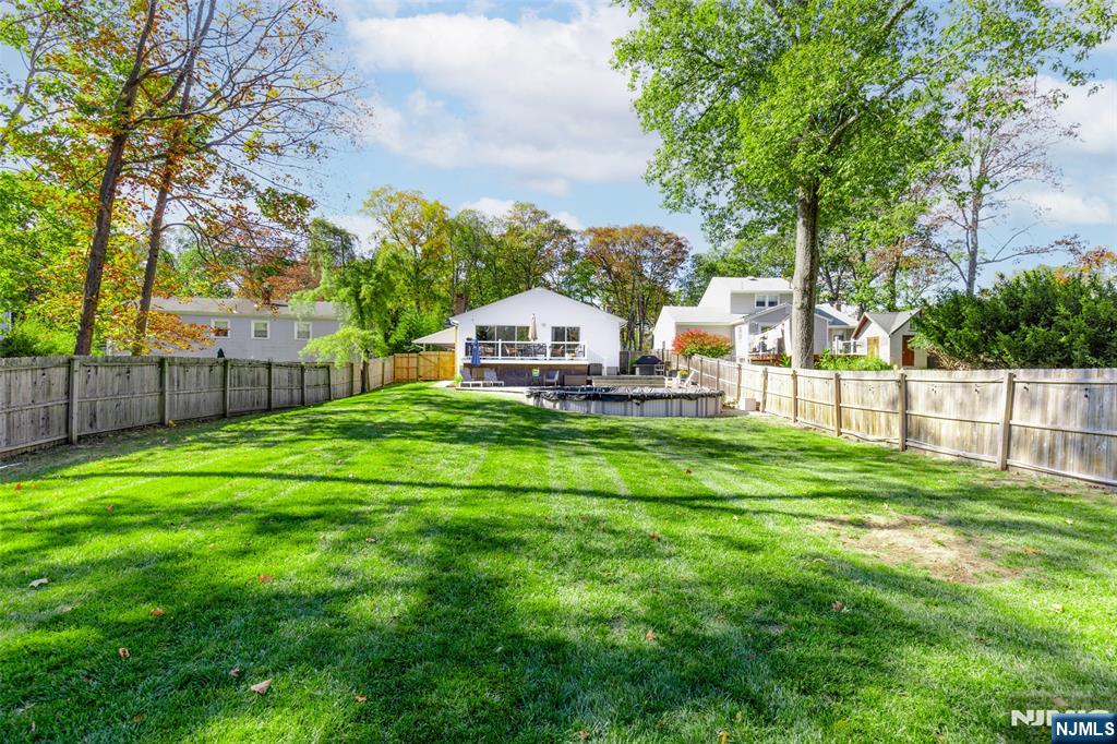 28 Minnehaha Boulevard