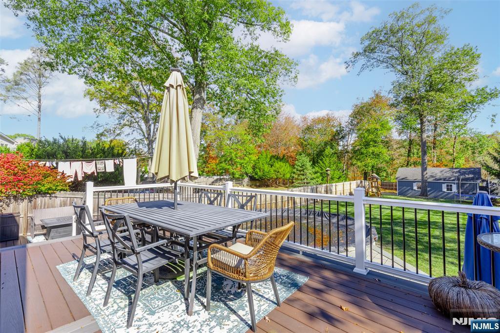 28 Minnehaha Boulevard