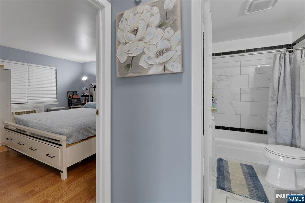 432-434 Trenton Avenue 7