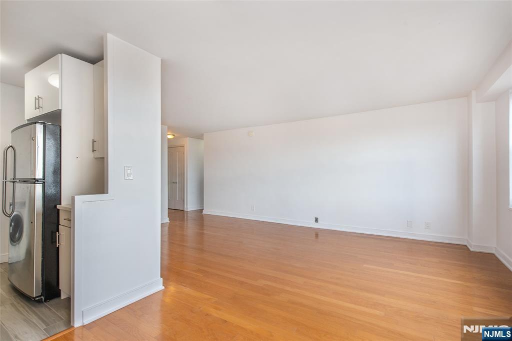 500 Central Avenue 717