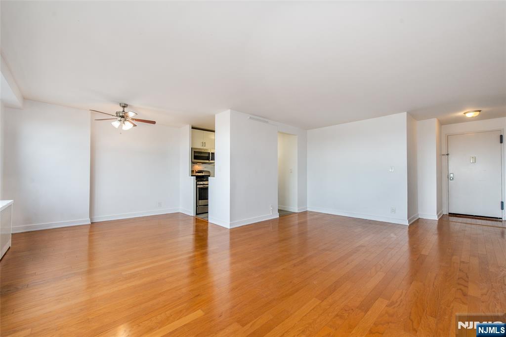 500 Central Avenue 717