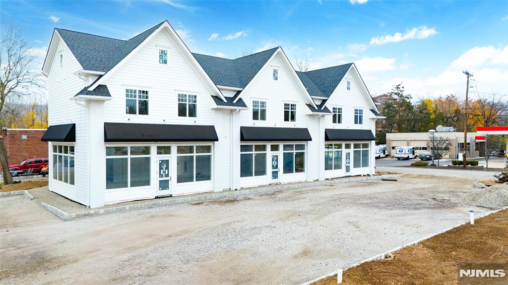 445 Ramapo Valley Road 1