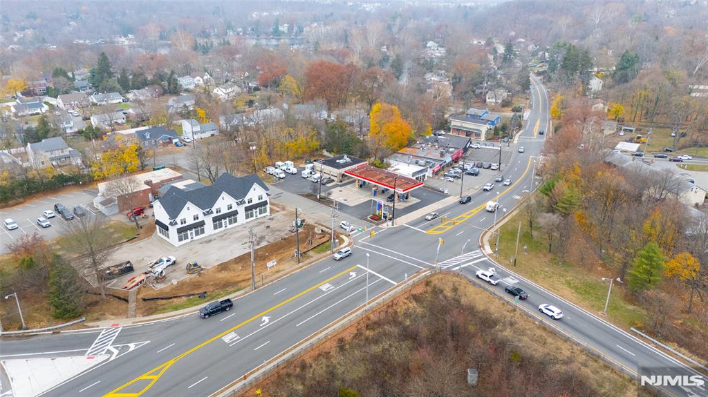 445 Ramapo Valley Road 3