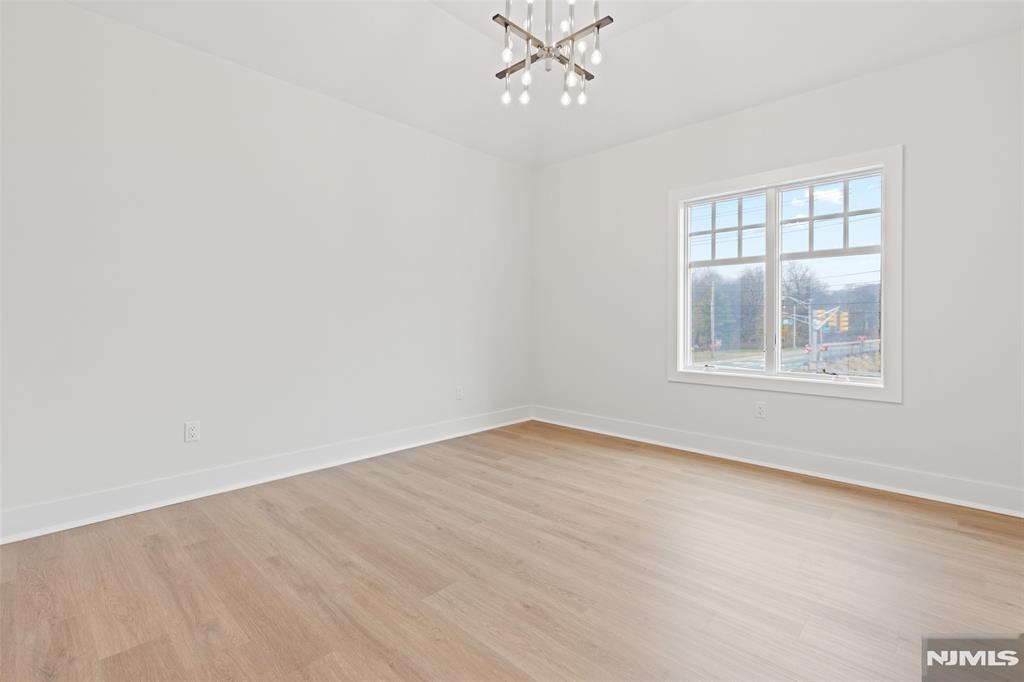 445 Ramapo Valley Road 3