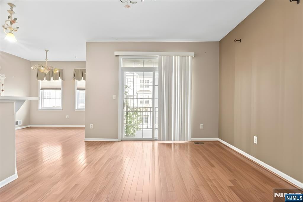 159 George Russell Way 311