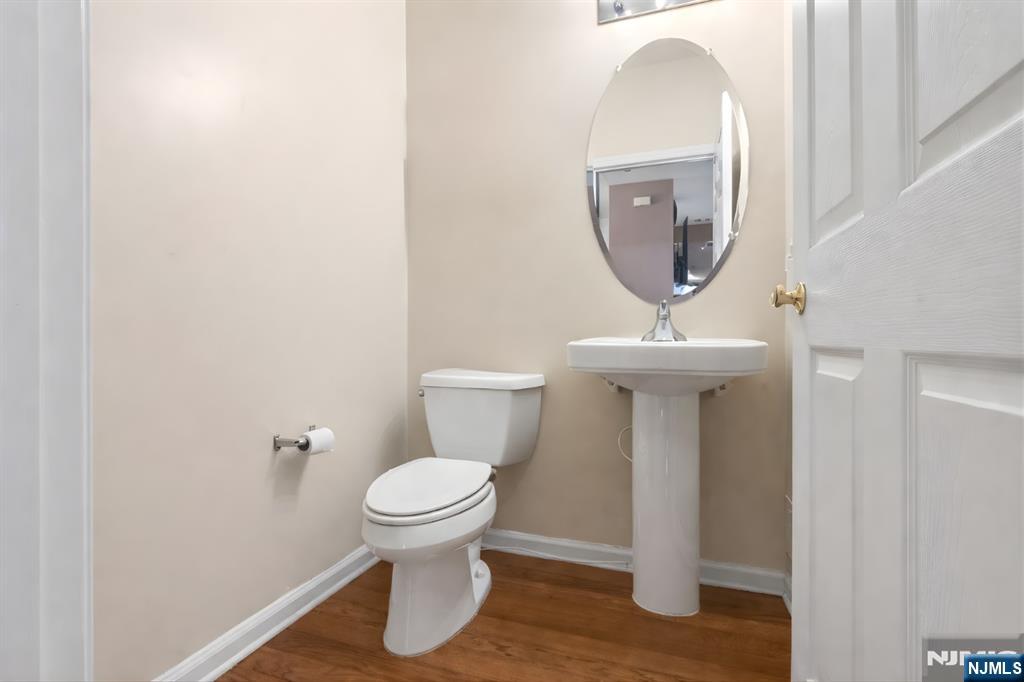 159 George Russell Way 311