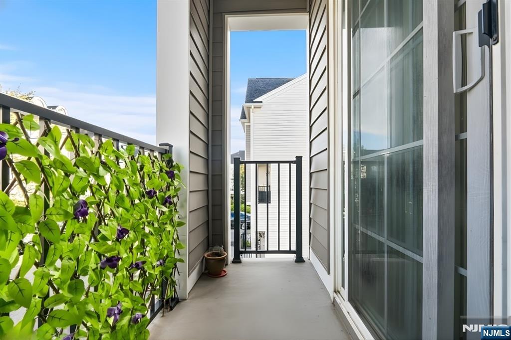 159 George Russell Way 311