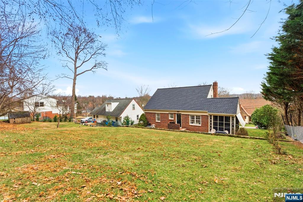 95 Hillside Drive