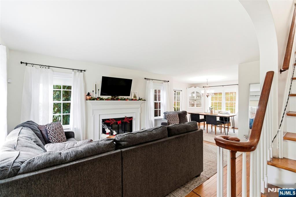 95 Hillside Drive