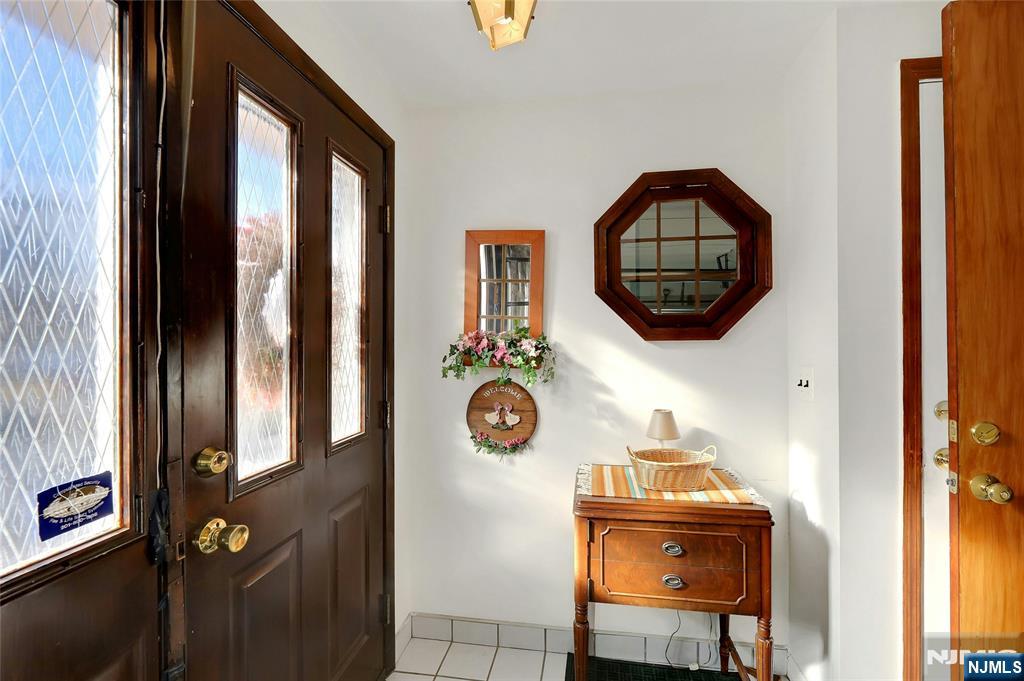 4 Highfield Court