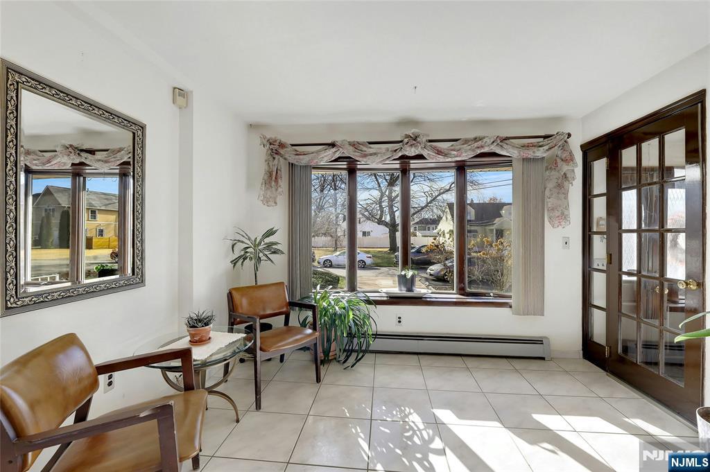 4 Highfield Court