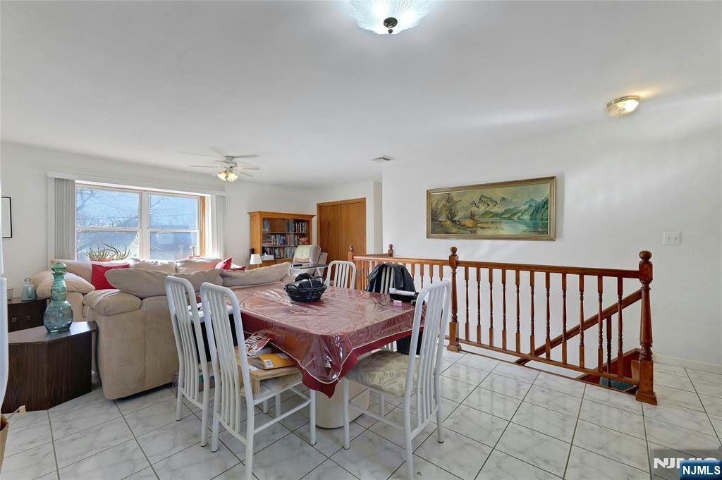 4 Highfield Court