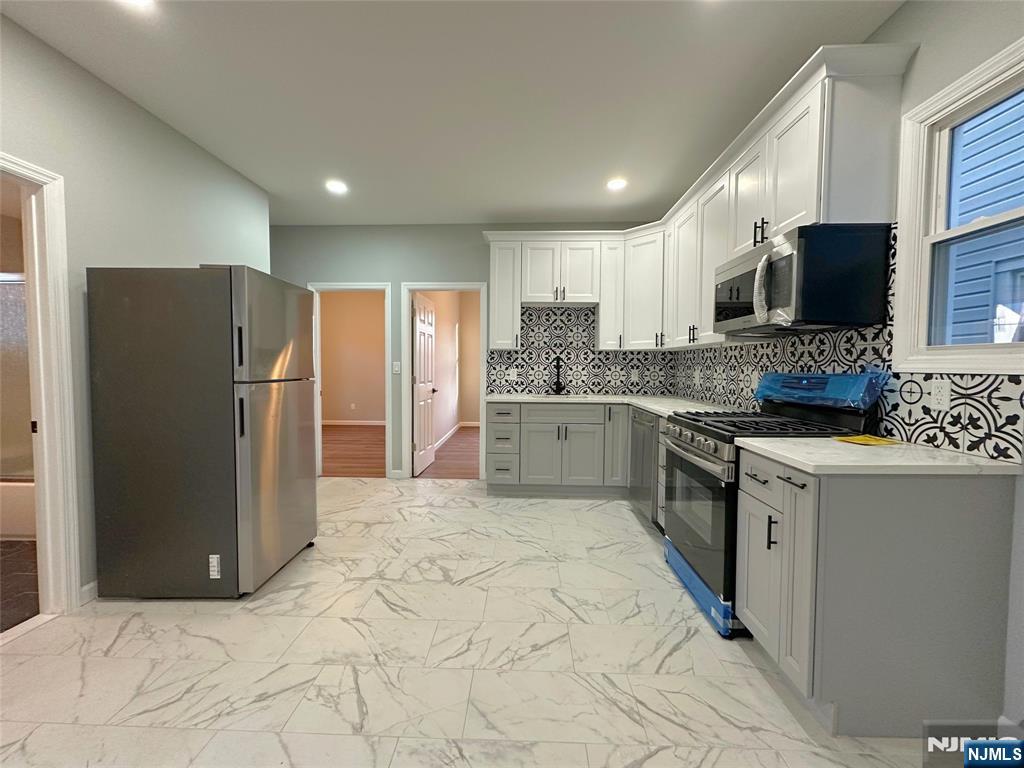 137 Madeline Avenue 1
